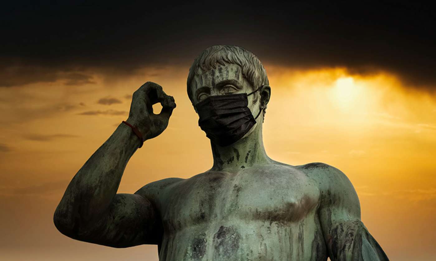 Statue mit Corona-Maske